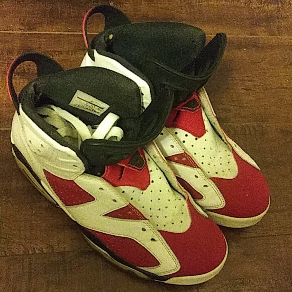 Jordan Carmine 6